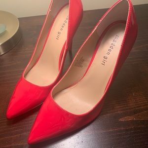 Red patent pump high heels